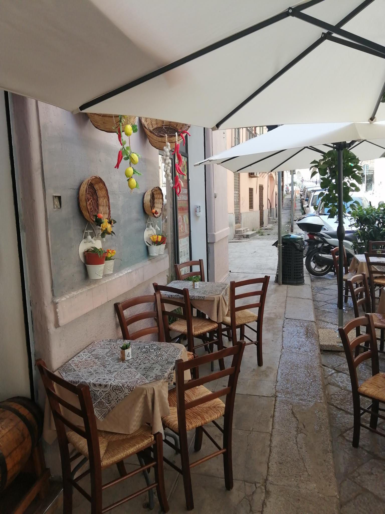 osteria dalla terra alla tavola