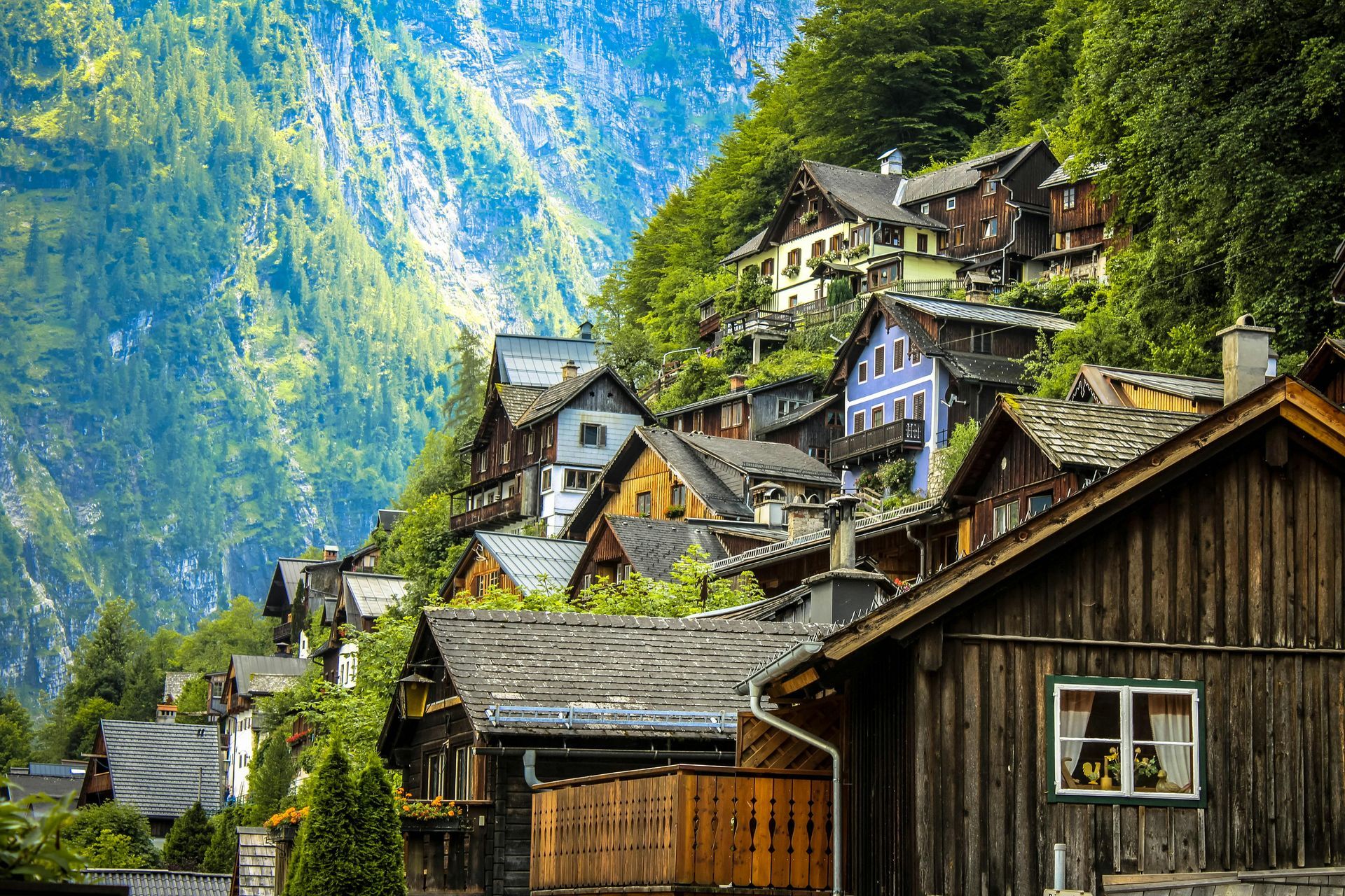 Hallstatt Austria fantasy village view over lake