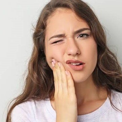 Teeth grinding jaw pain and headaches