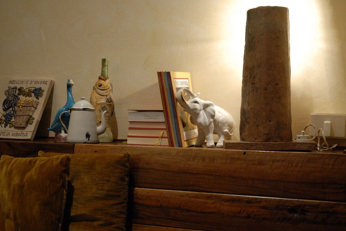 accessori decorativi all'interno del ristorante