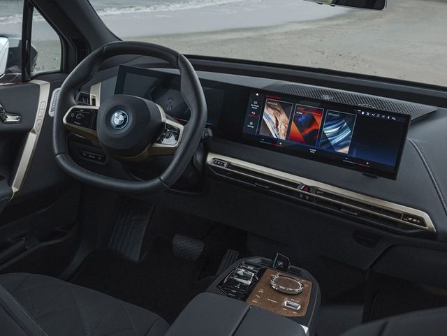 2023 BMW iX  BMW of Barrington