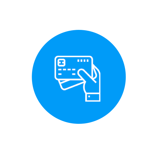icono de pagos, mano sosteniendo tarjetas de crédito