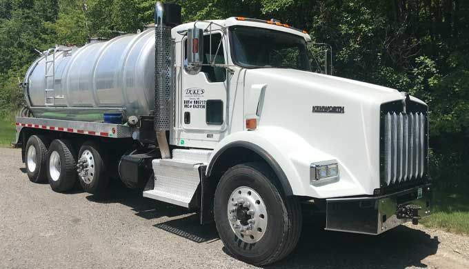 White Truck - Vienna, OH - Duke’s Sanitary Services