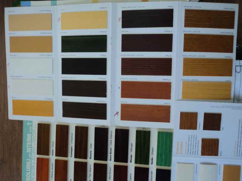 Campionario colori per listarelli di legno