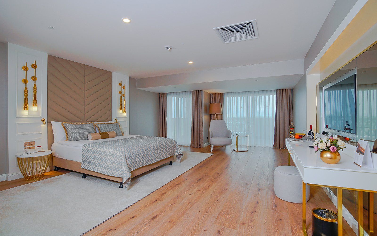 Limak Cyprus Deluxe Hotel , Rooms & Suites