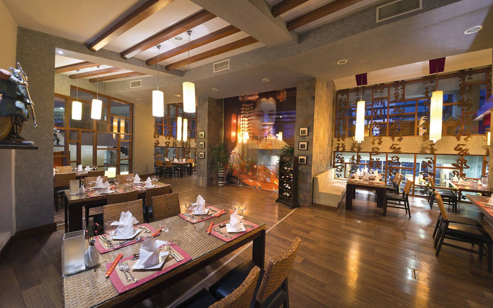 Limak Lara De Luxe Hotel & Resort , Restaurant