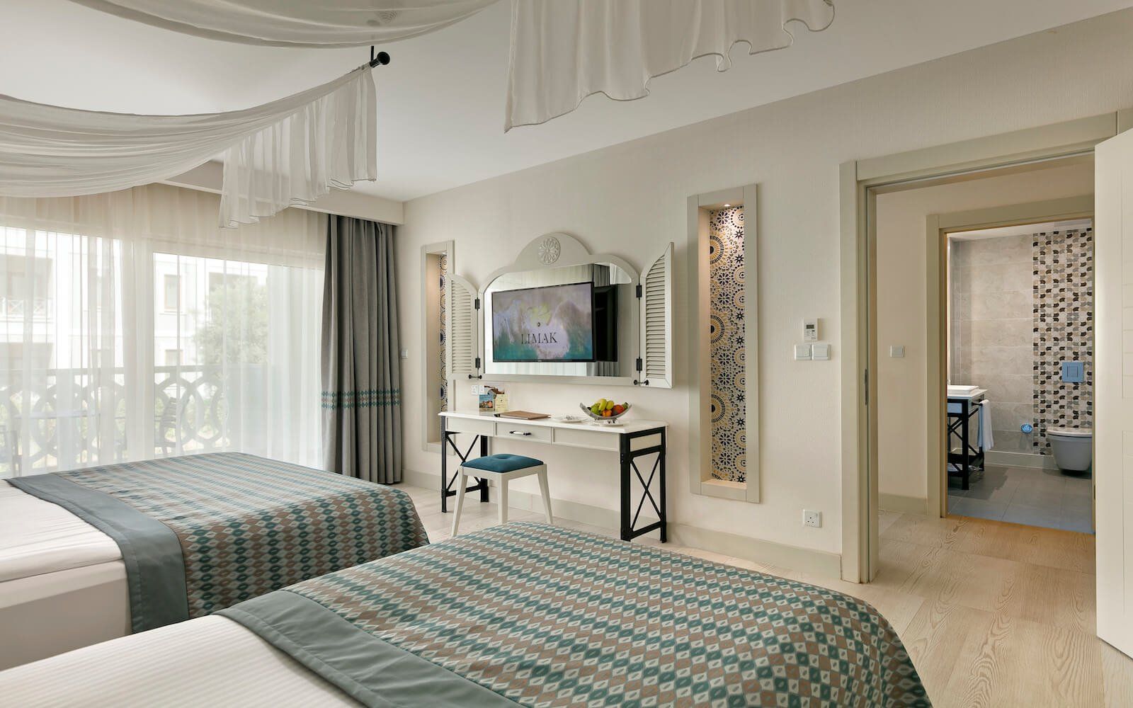 Limak Cyprus Deluxe Hotel ,Aile Odası