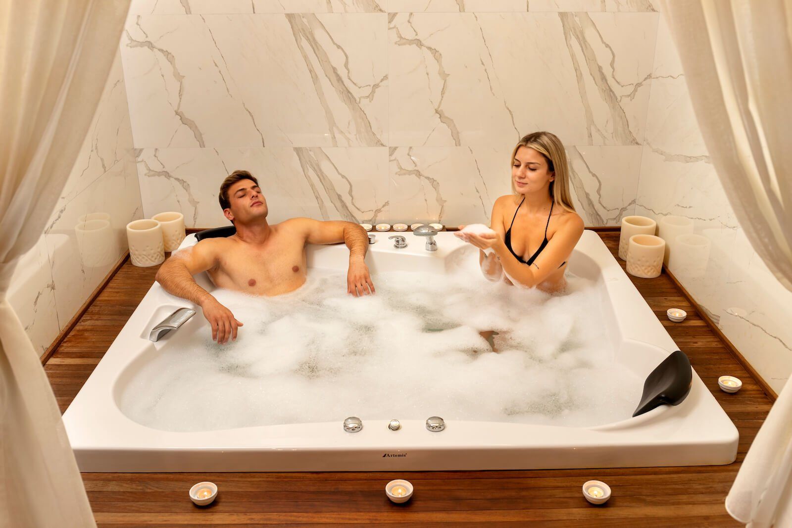 Limak Ambassadore Hotel , Jacuzzi  Suite