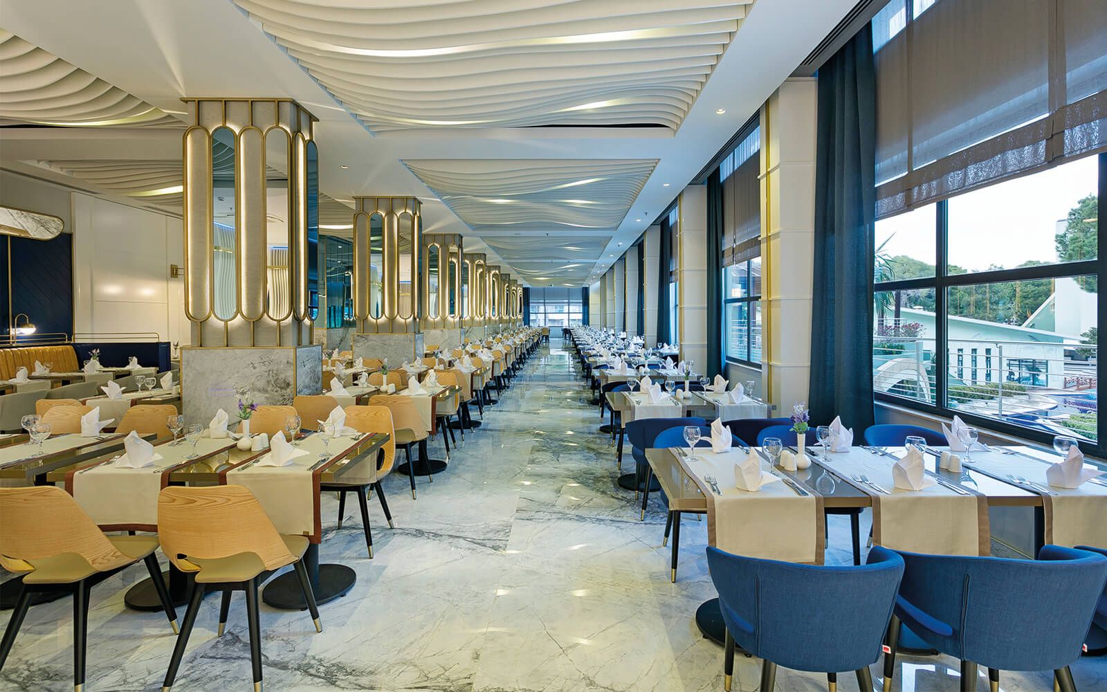 Limak Atlantis Deluxe Hotel & Resort , Restaurants
