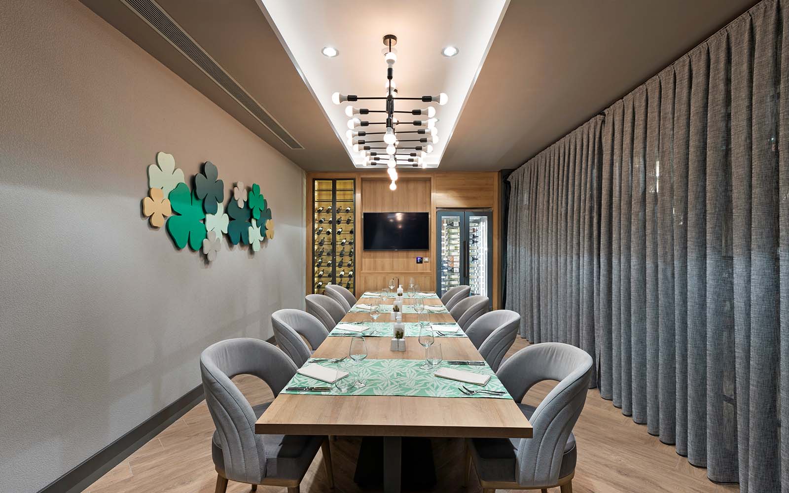 Limak Skopje Luxury Hotel ,  Restaurant & Bar