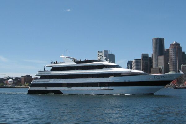 private yacht rental boston