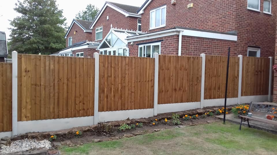Example of featheredge fencing
