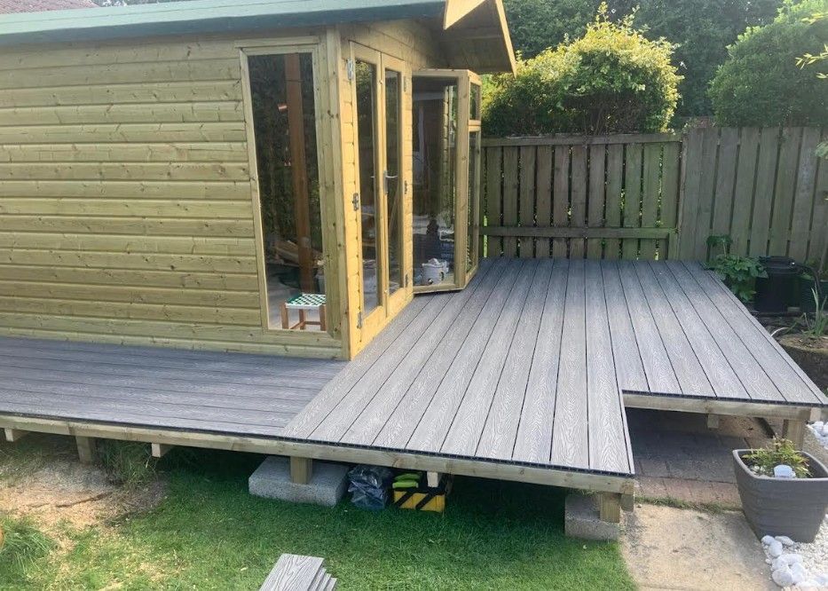 Fencing York decking installation in Huntington