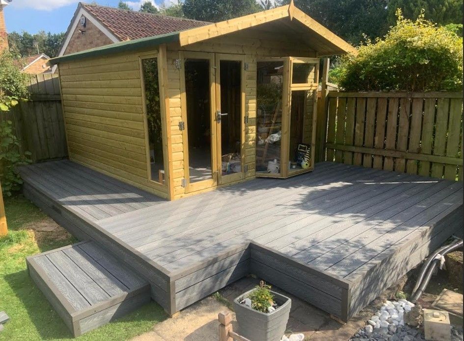 Fencing York composite decking fitters in Huntington