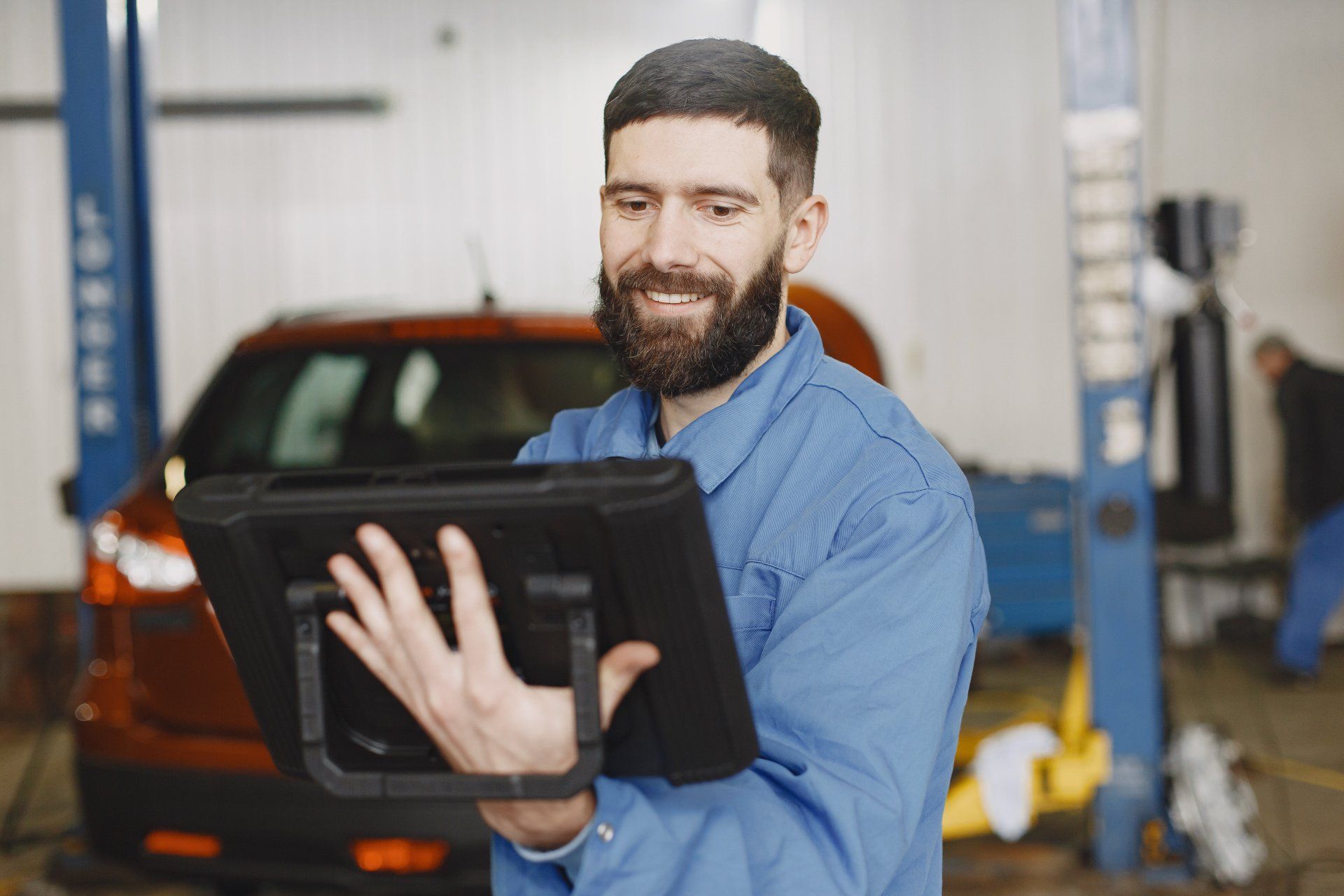 Best Auto Collision repair shop photo 5