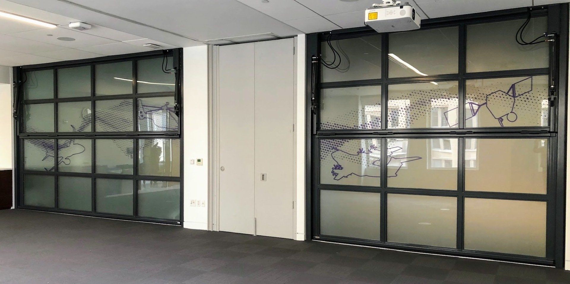 Glass Surfaces/Partition graphics