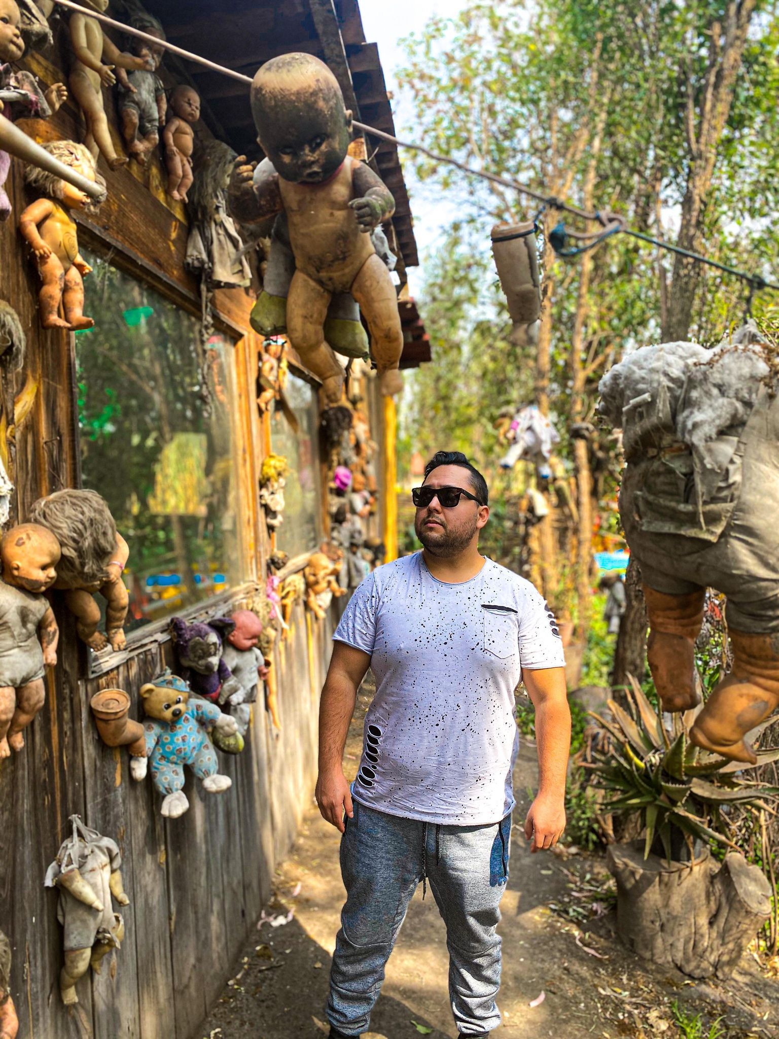 isla de munecas island of the dolls mexico xochimilco