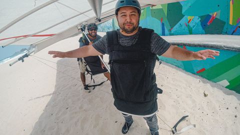 paragliding landing brazil rio de janeiro