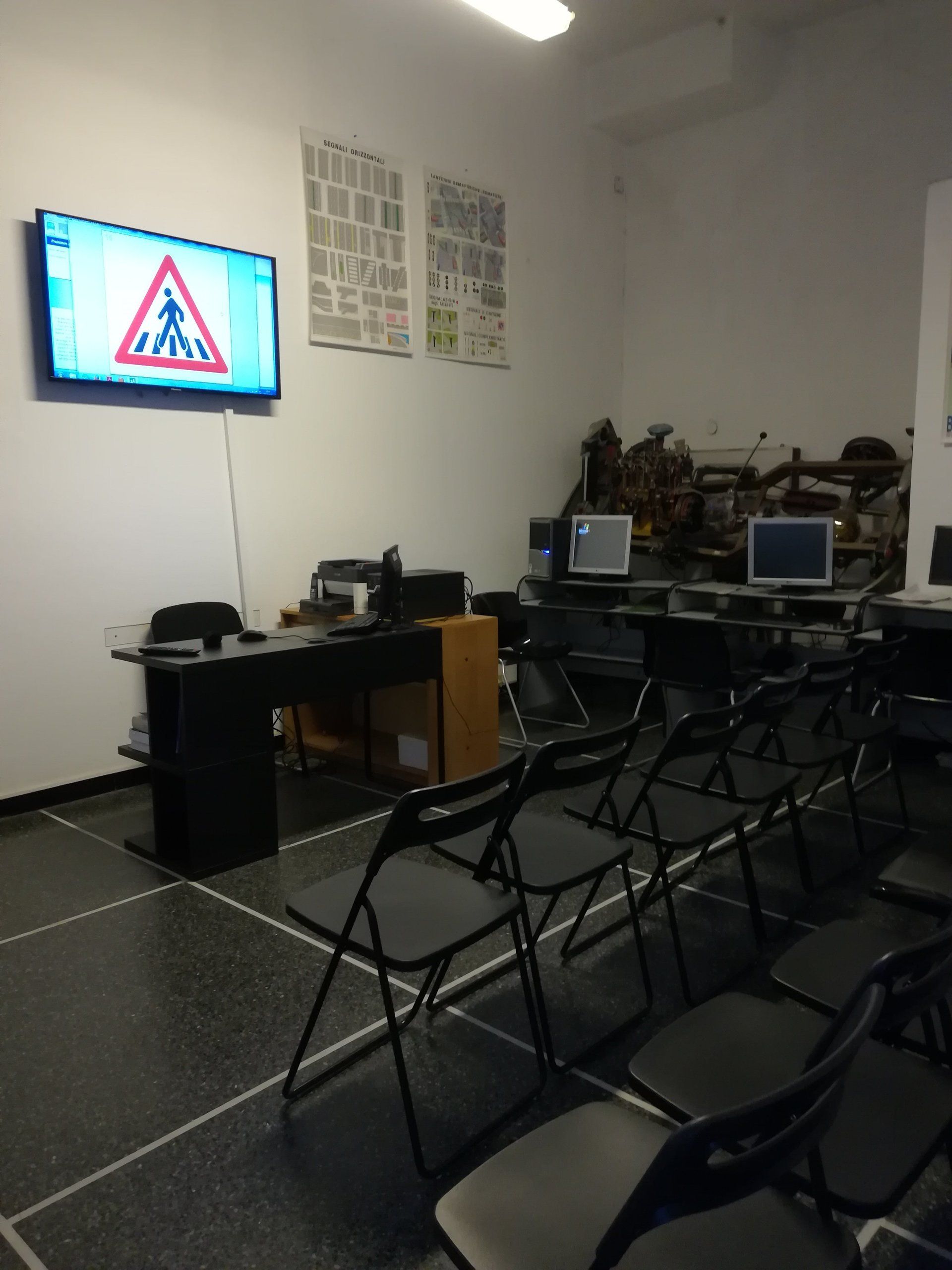 Sala di teoria sede di via Orsini