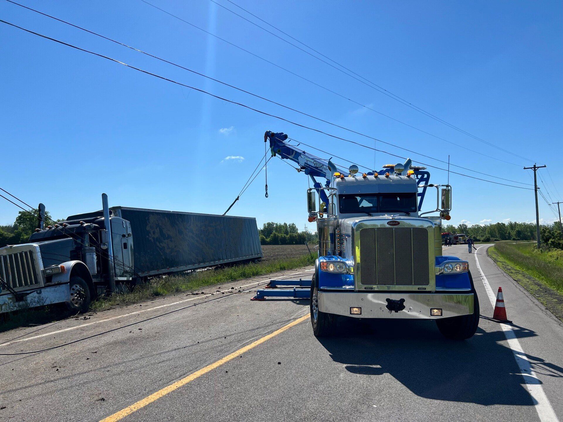 Big Truck Towing — Buffalo, NY — John’s Towing & Storage