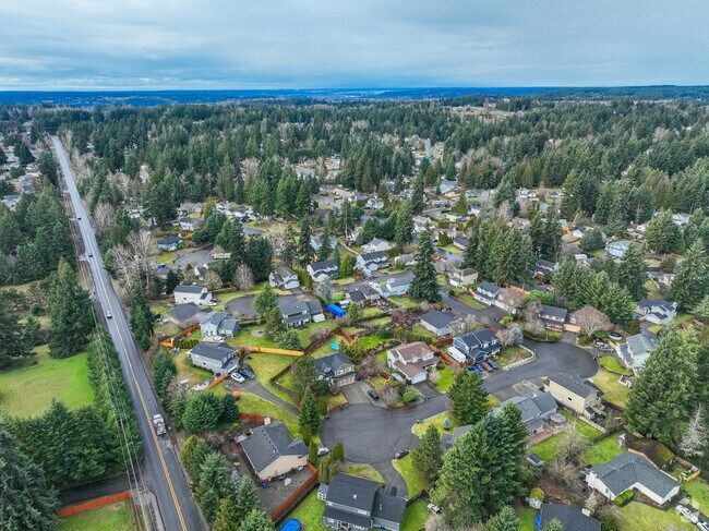 Rapid Haul Away provides junk removal services in Prairie Ridge, WA