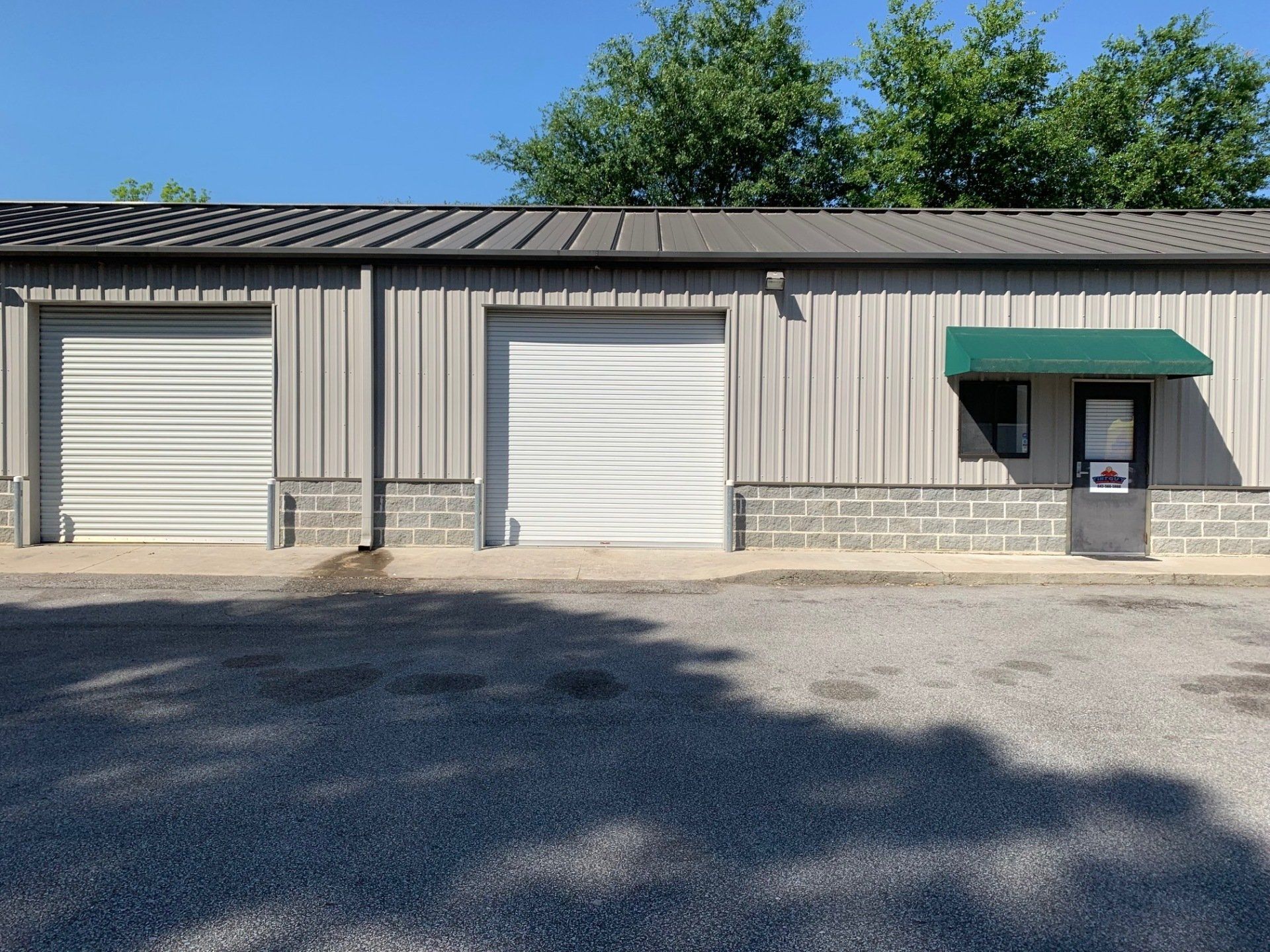 Tint Services — Tint in Lancaster and Heath, OH Tint Services — Tint in Lancaster and Heath, OH