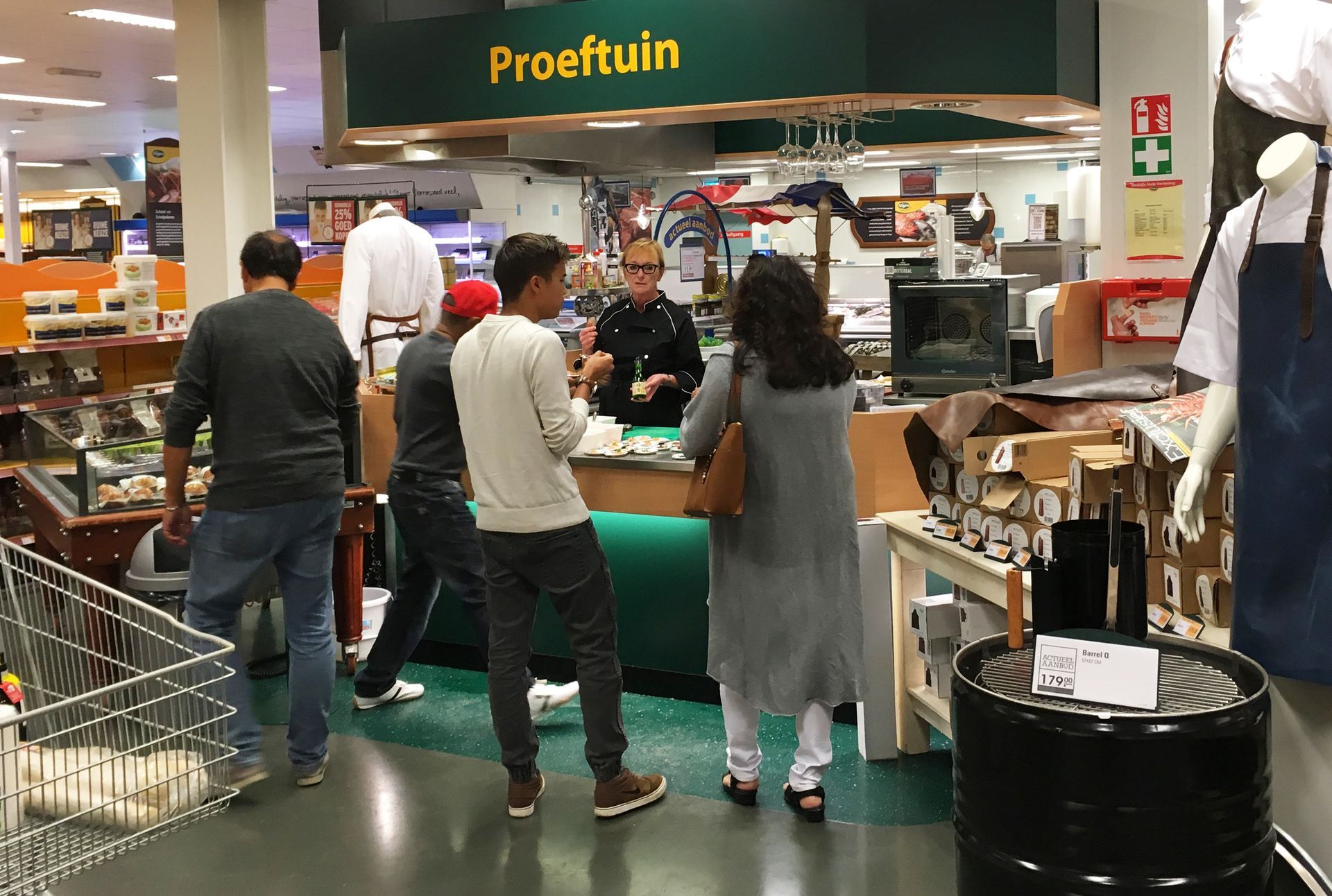 Japan Culinair geeft Japanse kook demonstratie bij Sligro in Amersfoort  in de Proeftuin