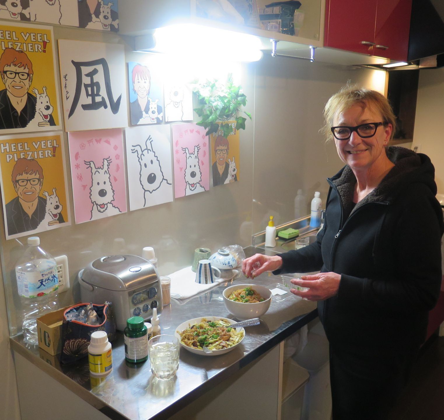 In keukentje in studentenappartementje in Okazaki, Japan