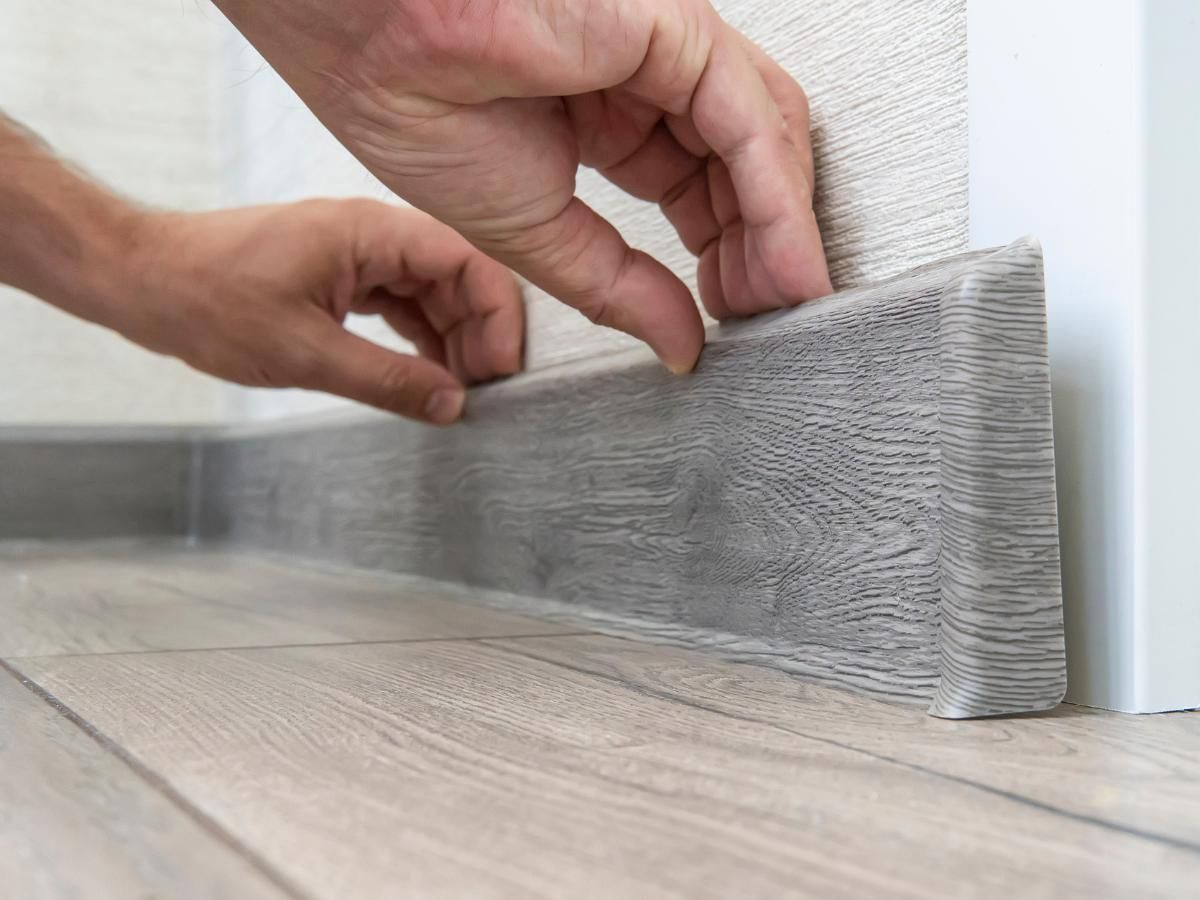 Derbyshire Joinery Specialists expert skirting board fitters