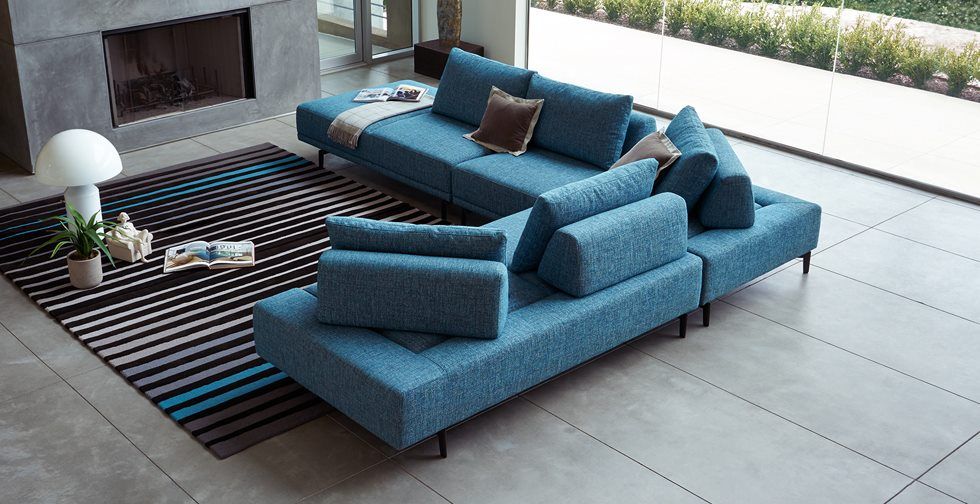Elegant Living Room Furniture Layout
