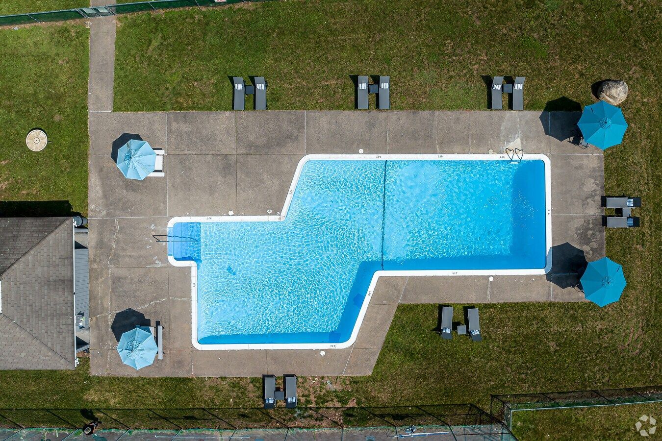 Aerial view of the Avon Woods Apartments swimming pool