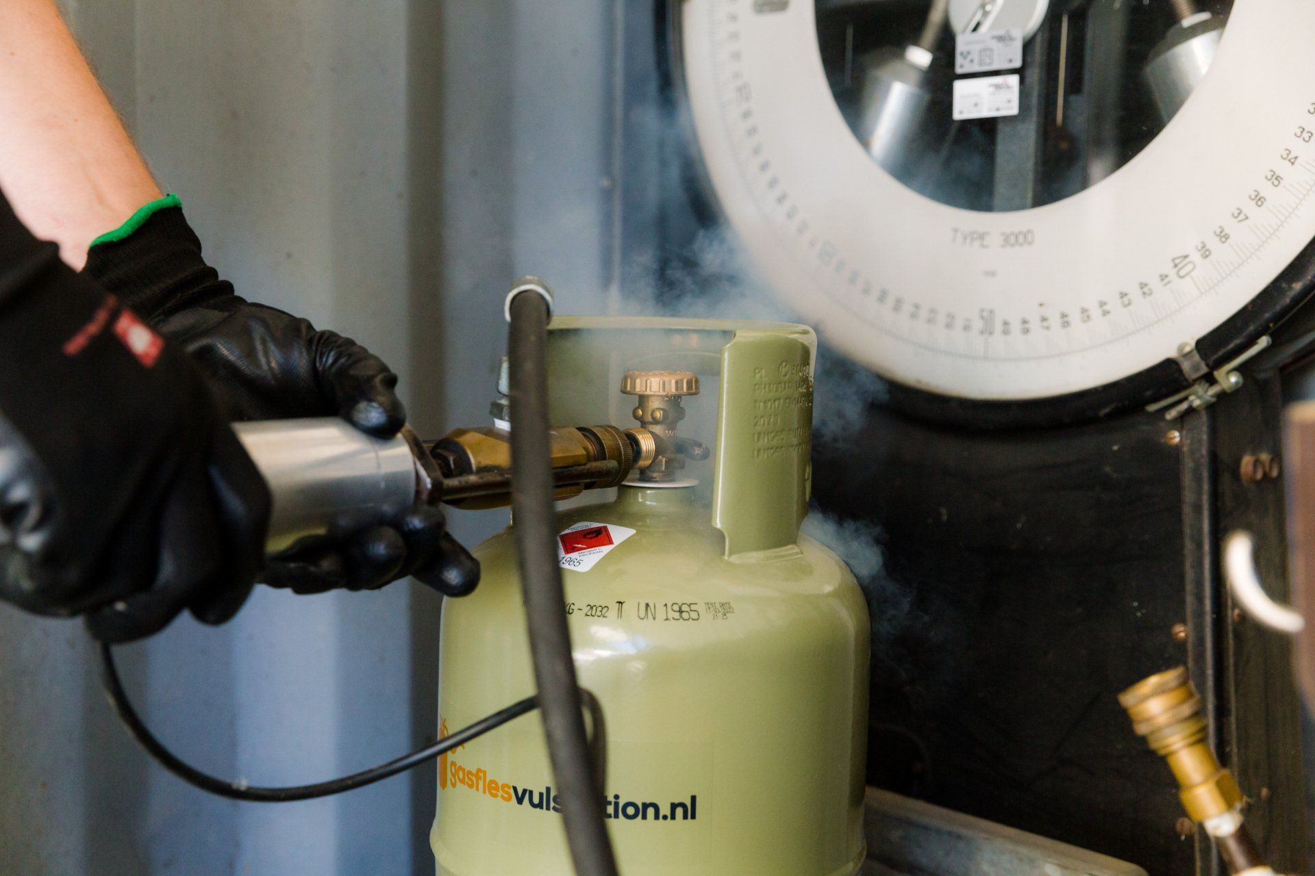 Gasfles vullen gasflesvulstation.nl