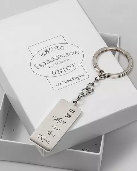 Llavero personalizado + Aromatizador de auto