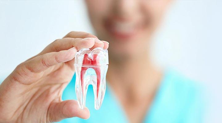 CENTRO DE IMPLANTOLOGÍA DENTAL OSEOINTEGRADA Y ORTODONCIA - PUENTES
