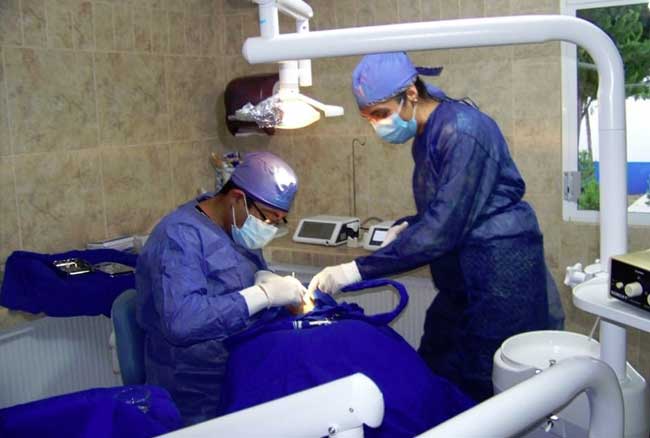 CENTRO DE IMPLANTOLOGÍA DENTAL OSEOINTEGRADA Y ORTODONCIA - CIRUGIA
