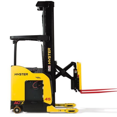 Una carretilla elevadora Hyster amarilla y negra con una horquilla roja