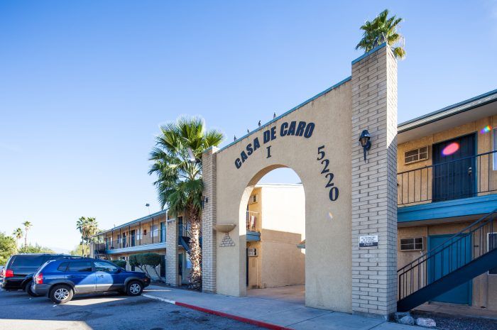 Casa De Caro Apartments