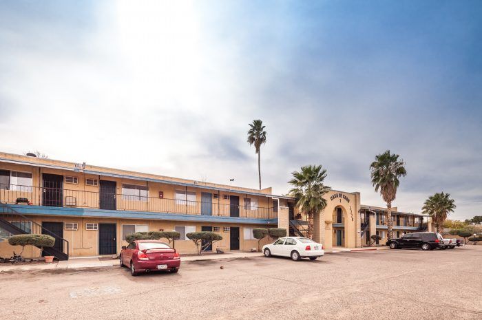 Casa De Caro Apartments