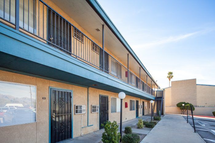 Casa De Caro Apartments