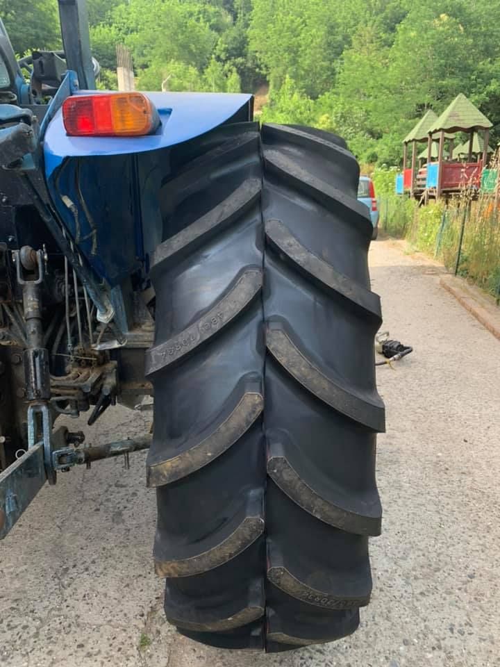 gomma mezzo agricolo