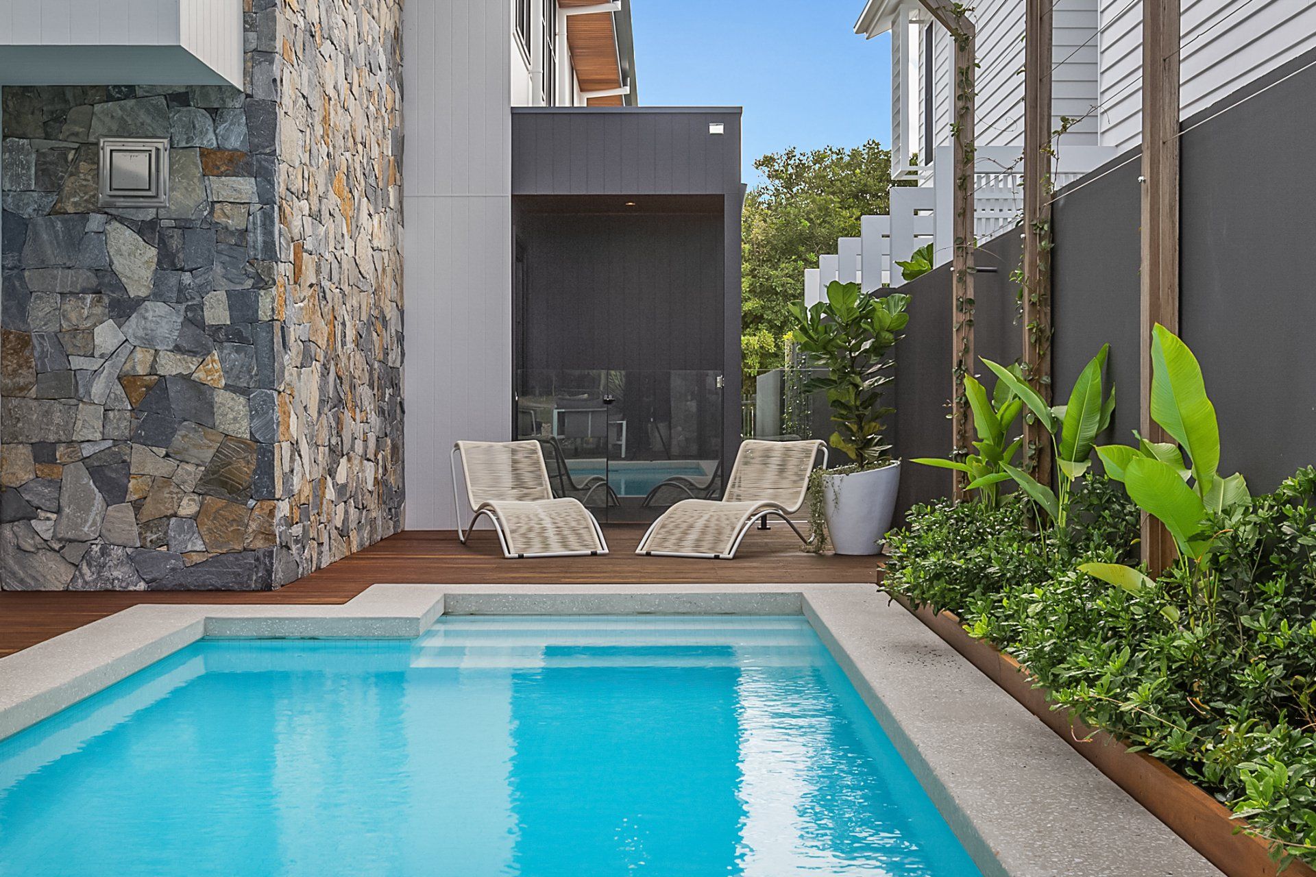 beautiful relaxing pool - Coastal Pools Coolangatta
