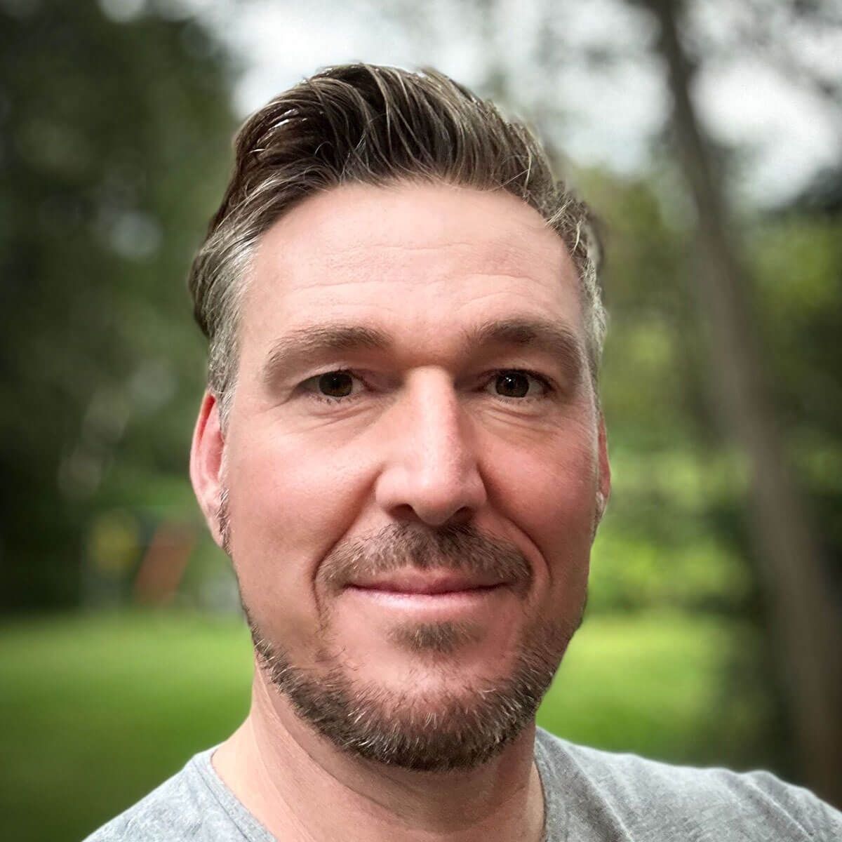 Darren Wotherspoon, Graphic Designer & Digital Marketing Expert