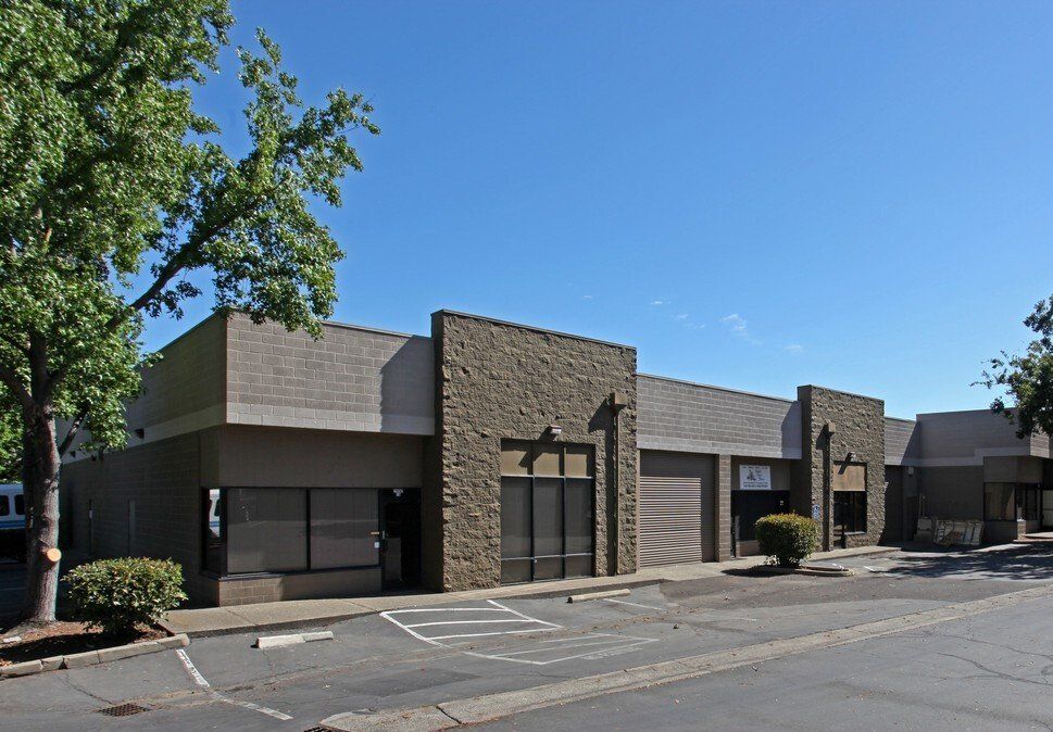SPECIAL PURPOSE PROPERTY 6,600 SQ.FT. LEASED