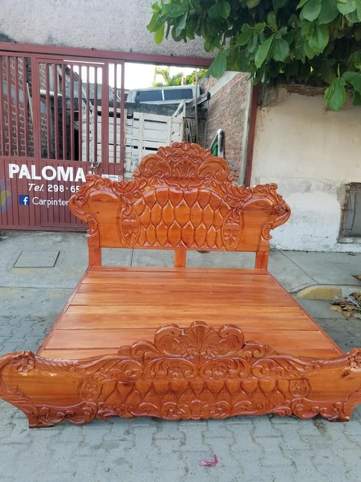 Muebles de madera en Puerta Vallarta