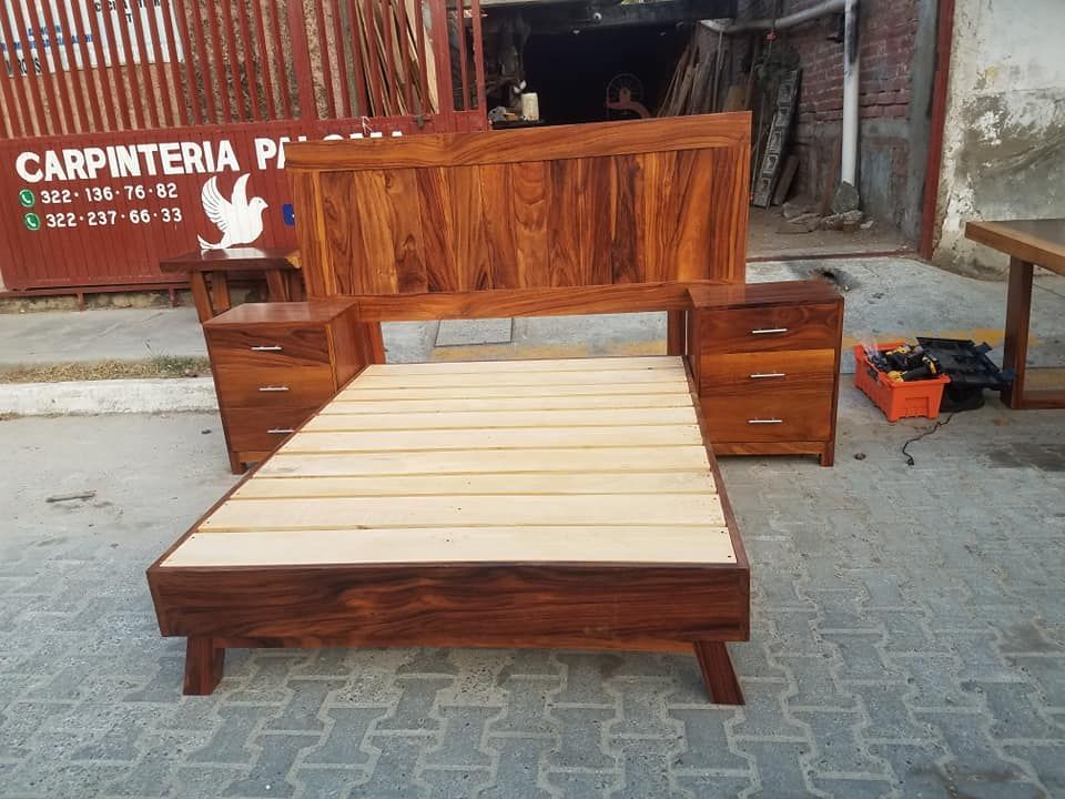 Venta de muebles de madera en Puerto Vallarta