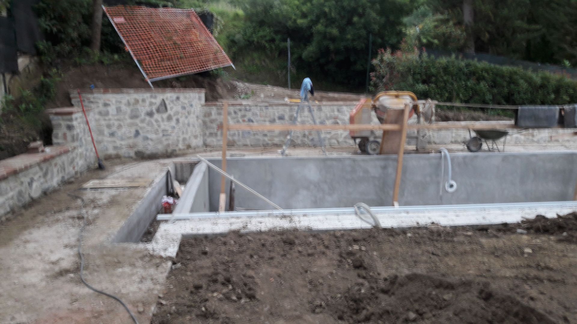 realizzazione piscina interrata