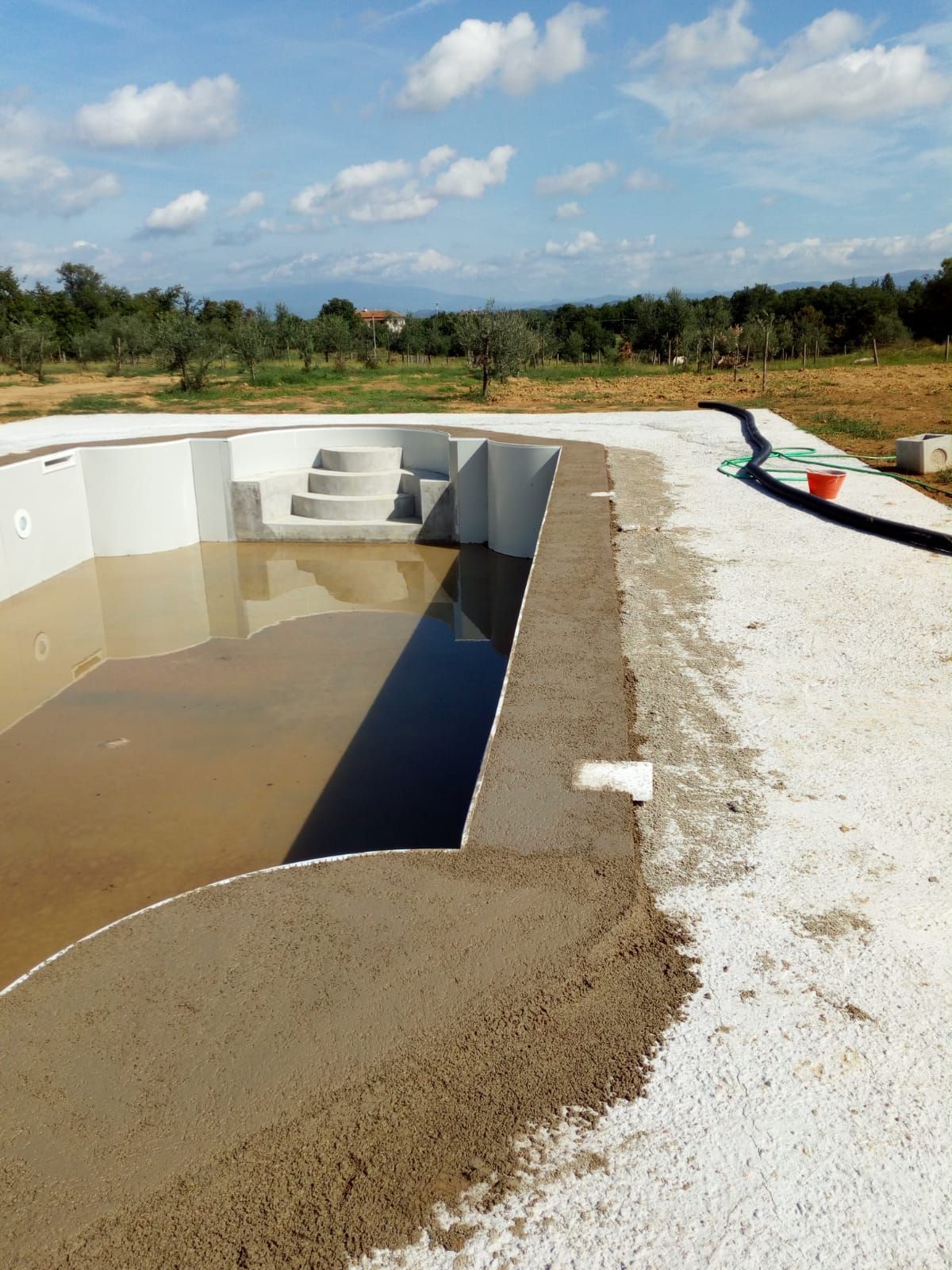 realizzazione piscina interrata