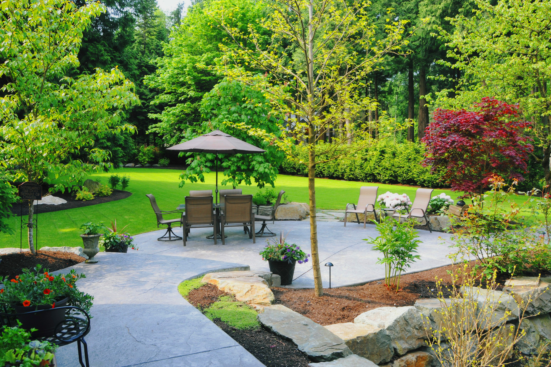 landscape maintenance