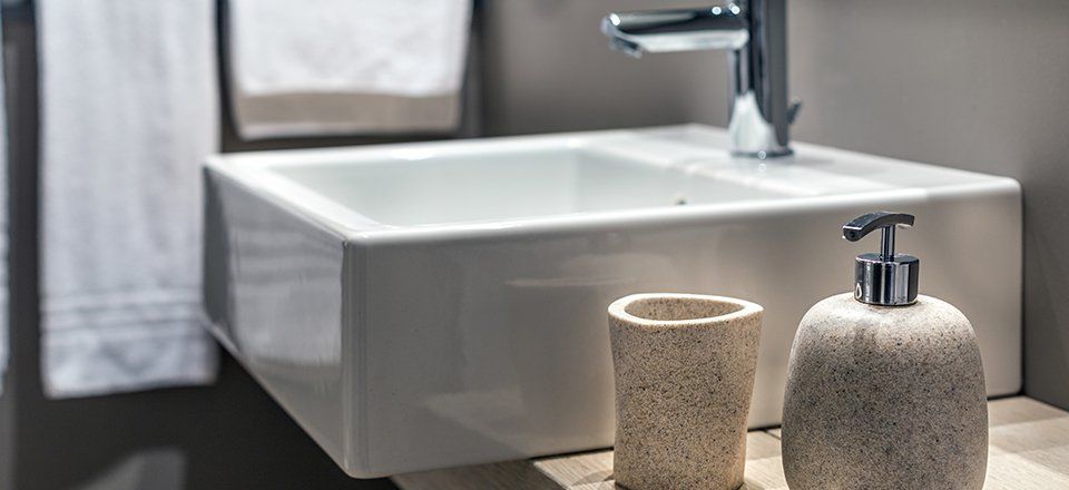 15 idées de rangements astucieux pour votre salle de bain - Page 2 sur 3   Organizadores de banheiro, Organização do banheiro, Cestas de armazenamento