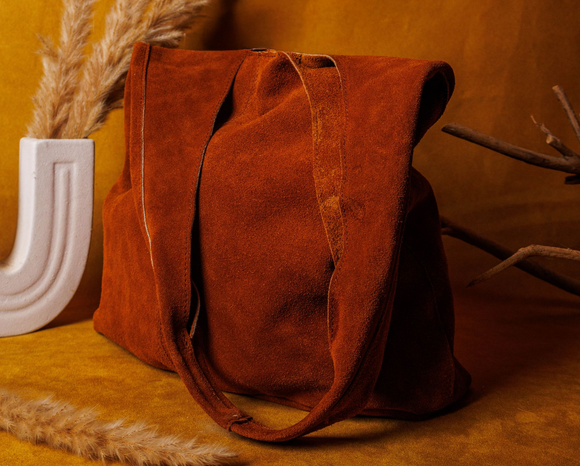 Sac cuir suédine ISBAAH sac ISBAAH en cuir suédine haute qualité, coutures renforcées et doubure